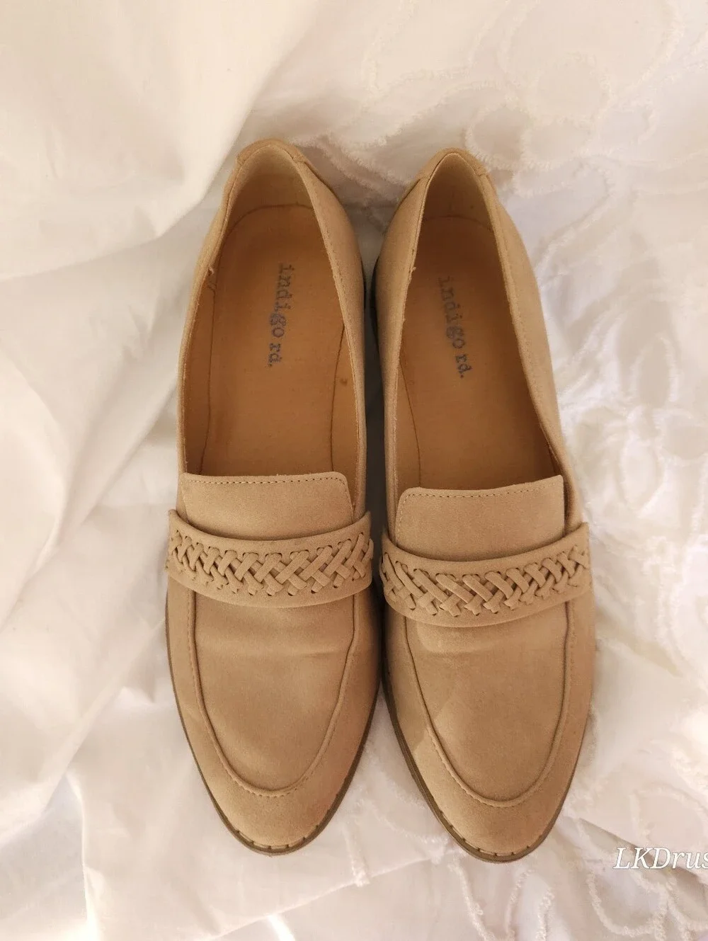 Indigo Road Beige Suede Woven Accent Women's Loafers Sz 7.5